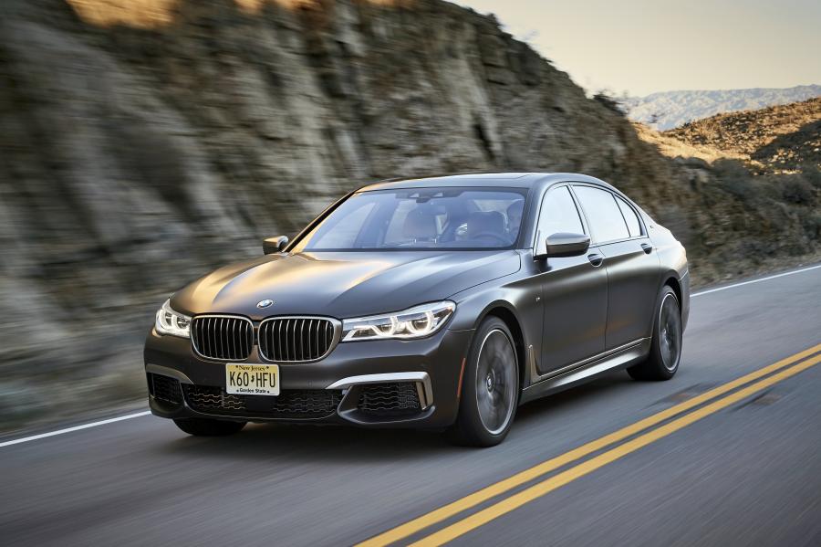 BMW M760i xDrive (NA) '2017